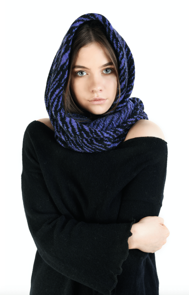 Dark tiger snood