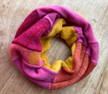 Pink Saffron Fleece-lined Neckwarmer